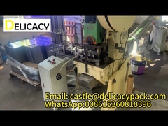 Revolucionar a produção com a nossa linha totalmente automatizada para tampas rectangulares com tubos de parafuso!