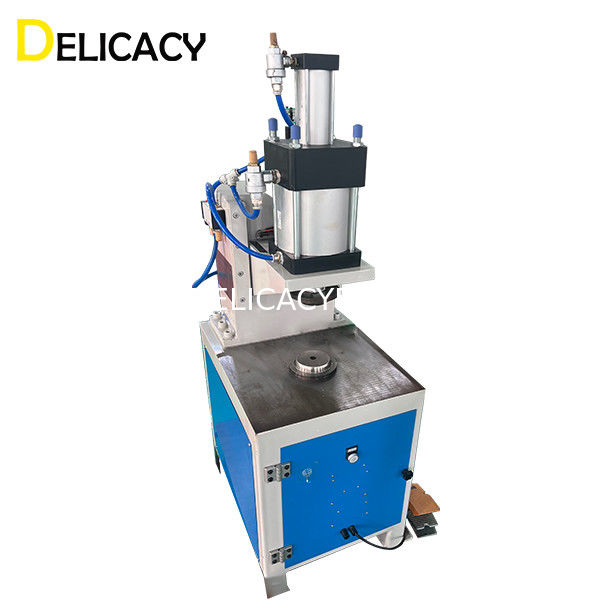 Máquina de produção de latas Flanging semi automático para latas redondas 99mm 127mm